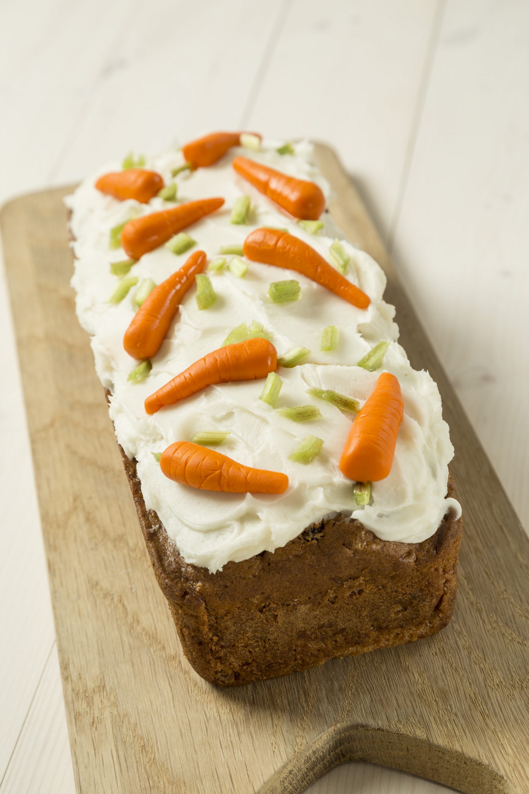 Carrot patch loaf cake - Macphie